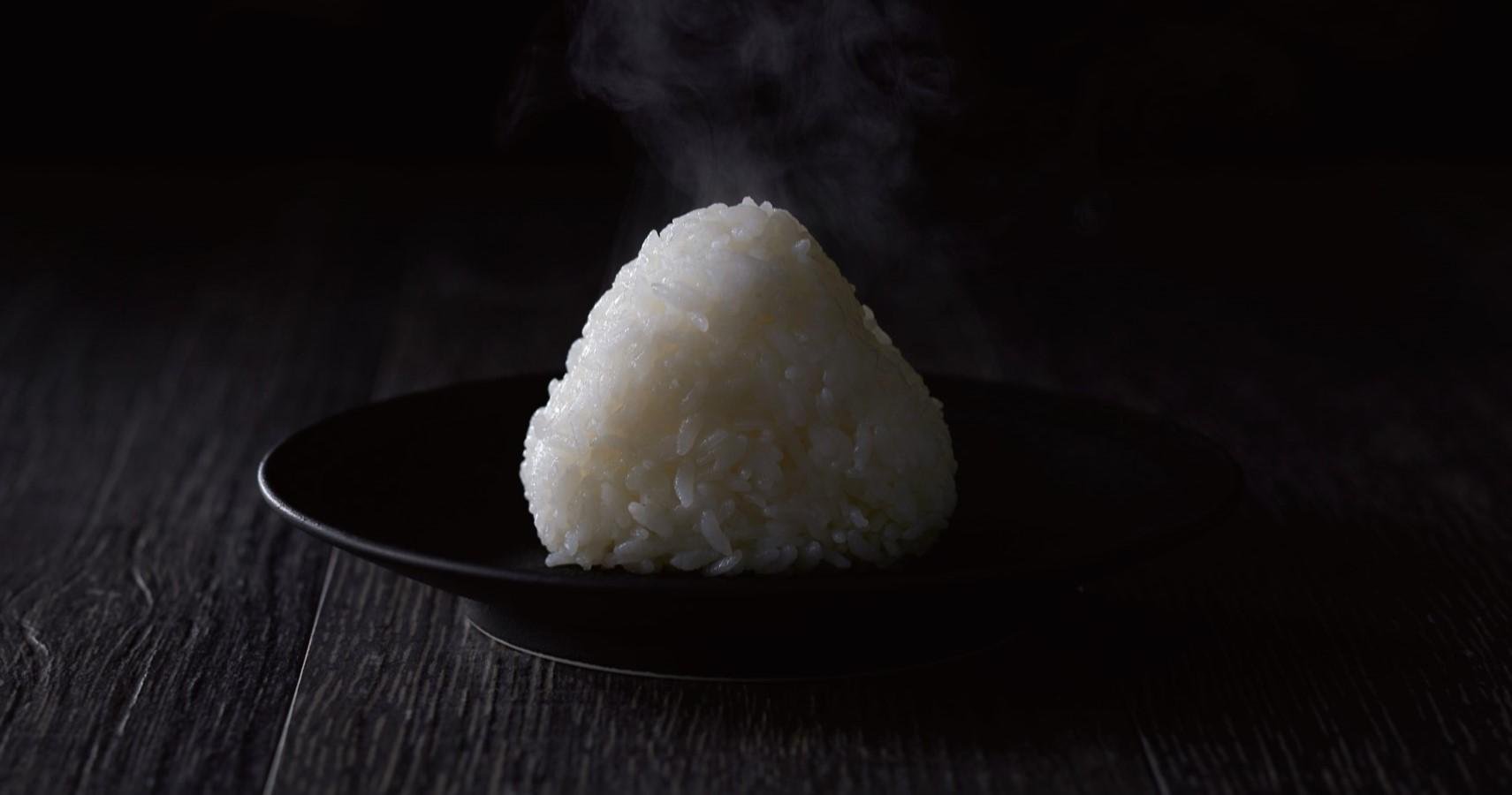 できたてを待たずに受け取れる、新しいスタイルのおにぎり店「ONIGIRI GO」 | くらしビジョナリーコラボ | スタートアップと、くらしでつながり新しい価値や事業を創出するオープンイノベーション活動