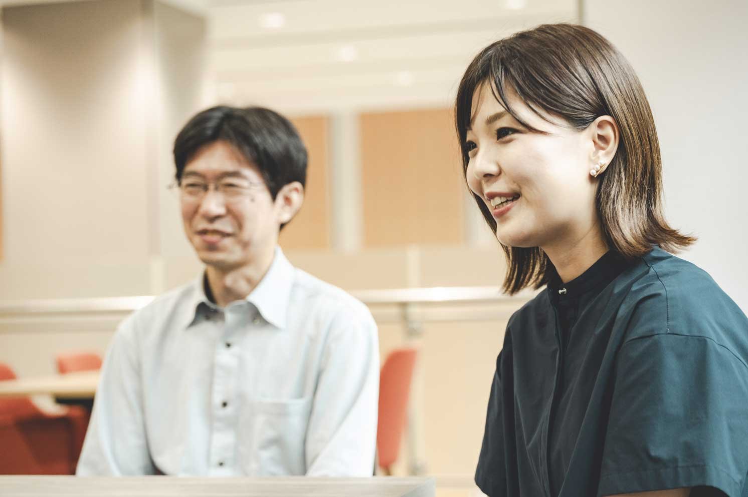 取材の様子の写真。中西さん | Make New Magazine「未来の定番」をつくるために、パナソニックのリアルな姿を伝えるメディア