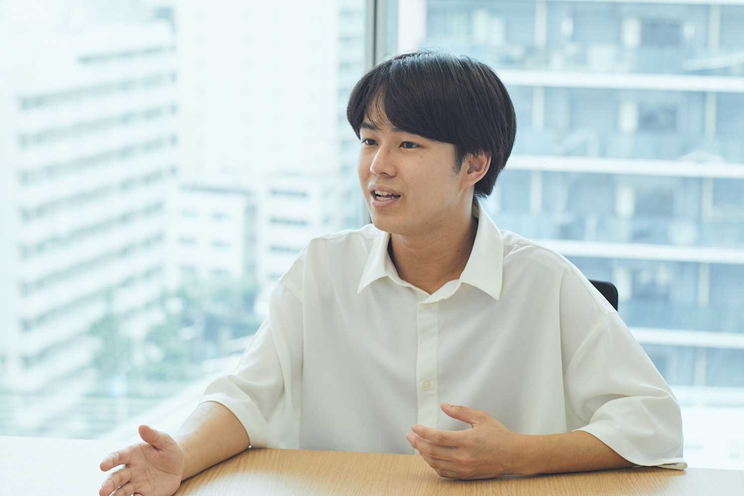 取材の様子の写真。 筧万里（かけひ・ばんり） | Make New Magazine「未来の定番」をつくるために、パナソニックのリアルな姿を伝えるメディア